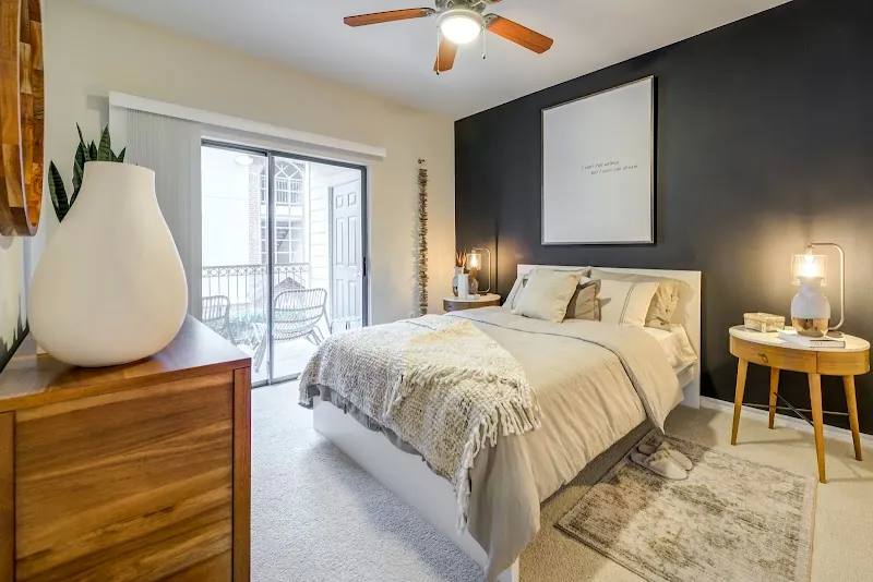 8705 Southwestern Blvd, Dallas, TX 75206 - Apartment for Rent - Image 2