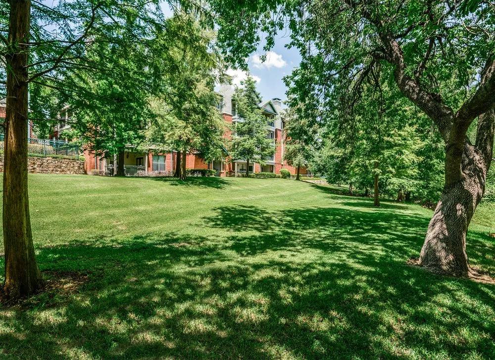 8705 Southwestern Blvd, Dallas, TX 75206 - Apartment for Rent - Image 7