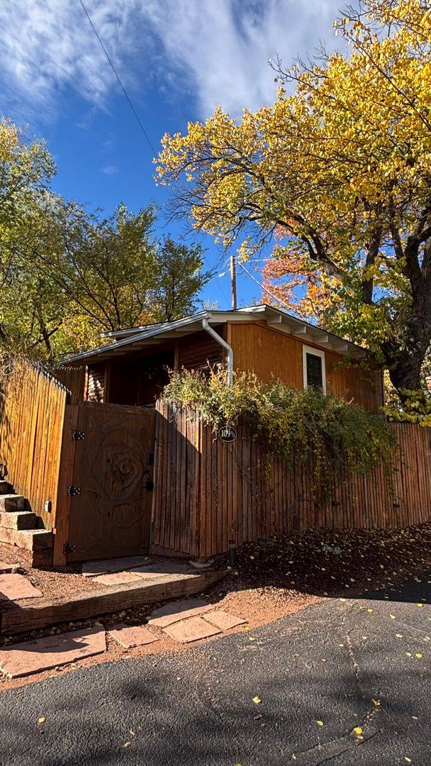 103 Ruxton Ave, Manitou Springs, CO 80829 - Apartment for Rent - Image 1