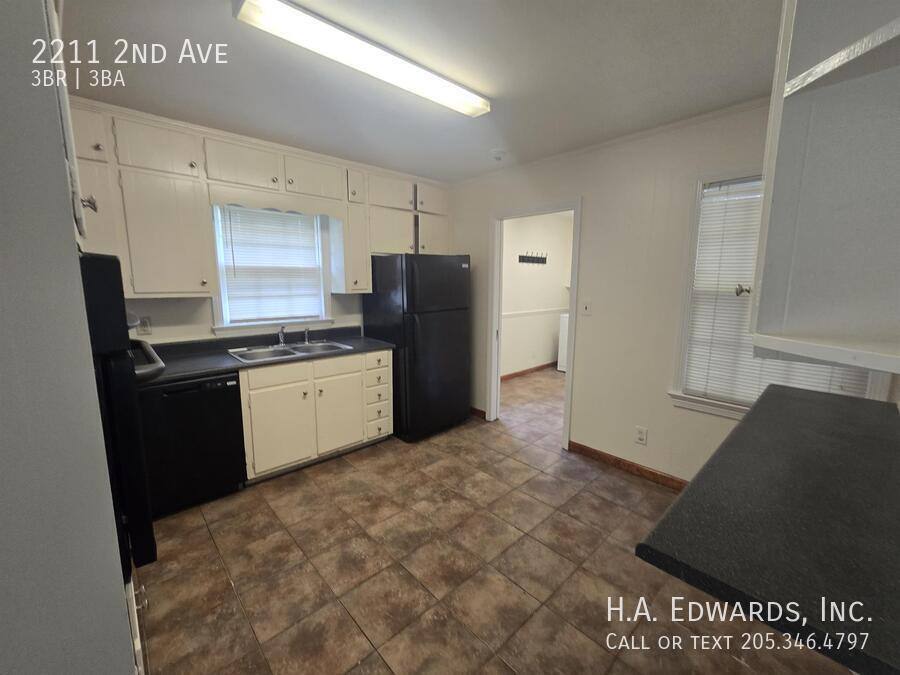 2211 2nd Ave, Tuscaloosa, AL 35401 - House for Rent - Image 4