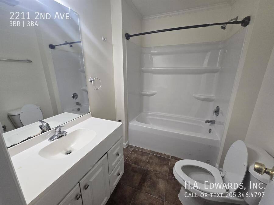 2211 2nd Ave, Tuscaloosa, AL 35401 - House for Rent - Image 9