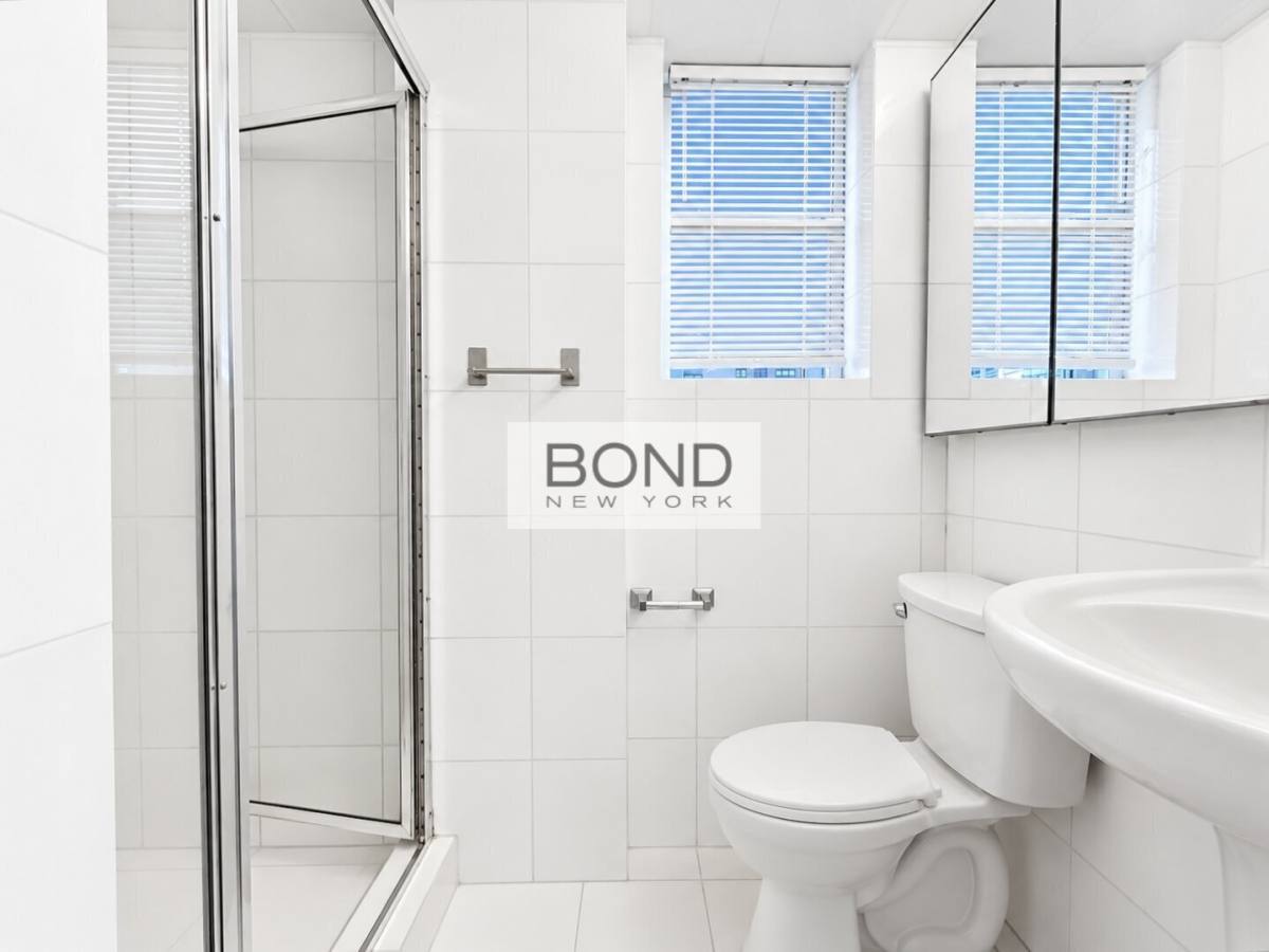 200 E 71st #21, New York, NY 10021 - Apartment for Rent - Image 6