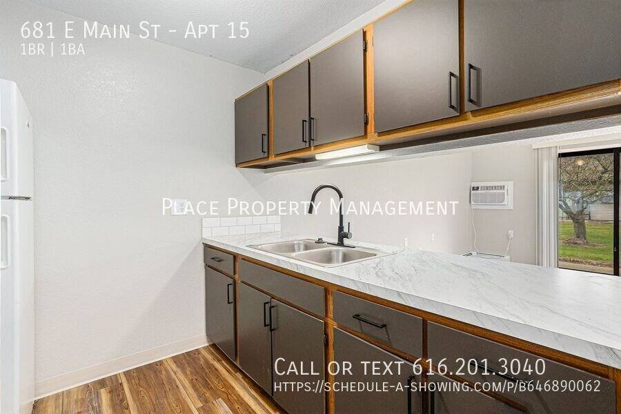 681 E Main St #15, Centreville, MI 49032 - Apartment for Rent - Image 9