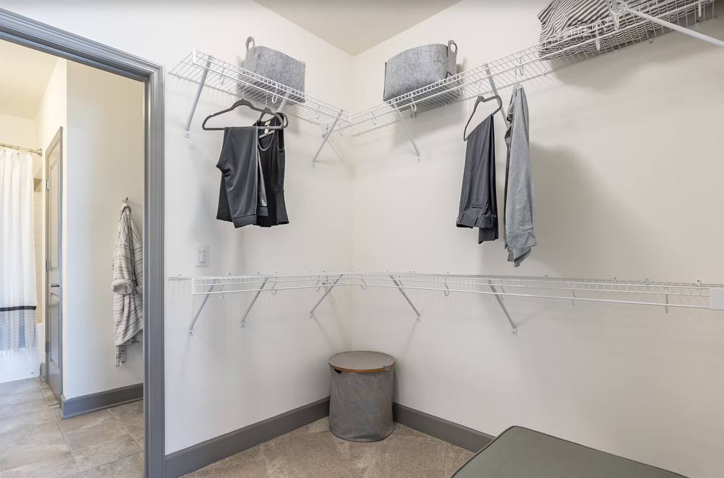 207 Pierce St #ID10021, Houston, TX 77002 - Apartment for Rent - Image 4