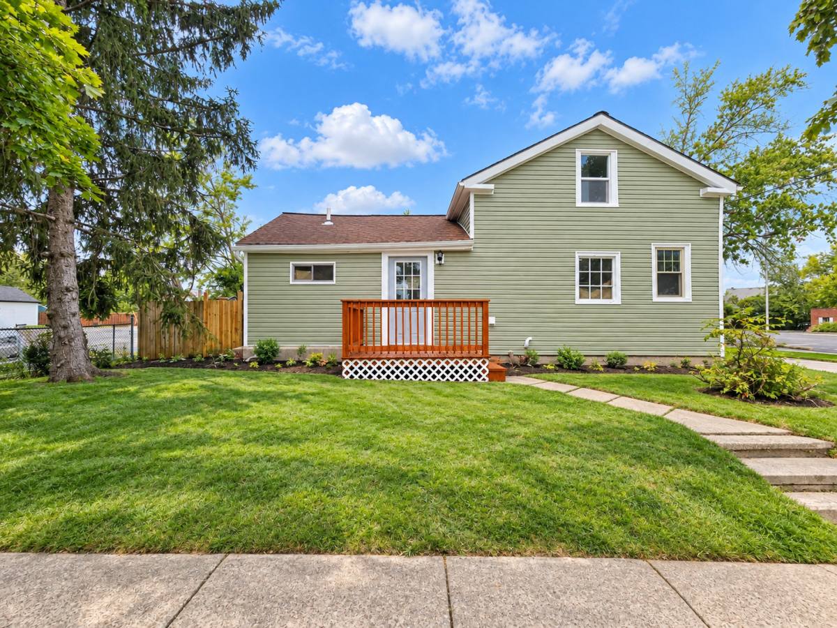 House for rent at 4788 Pearl Rd, Cleveland, OH 44109