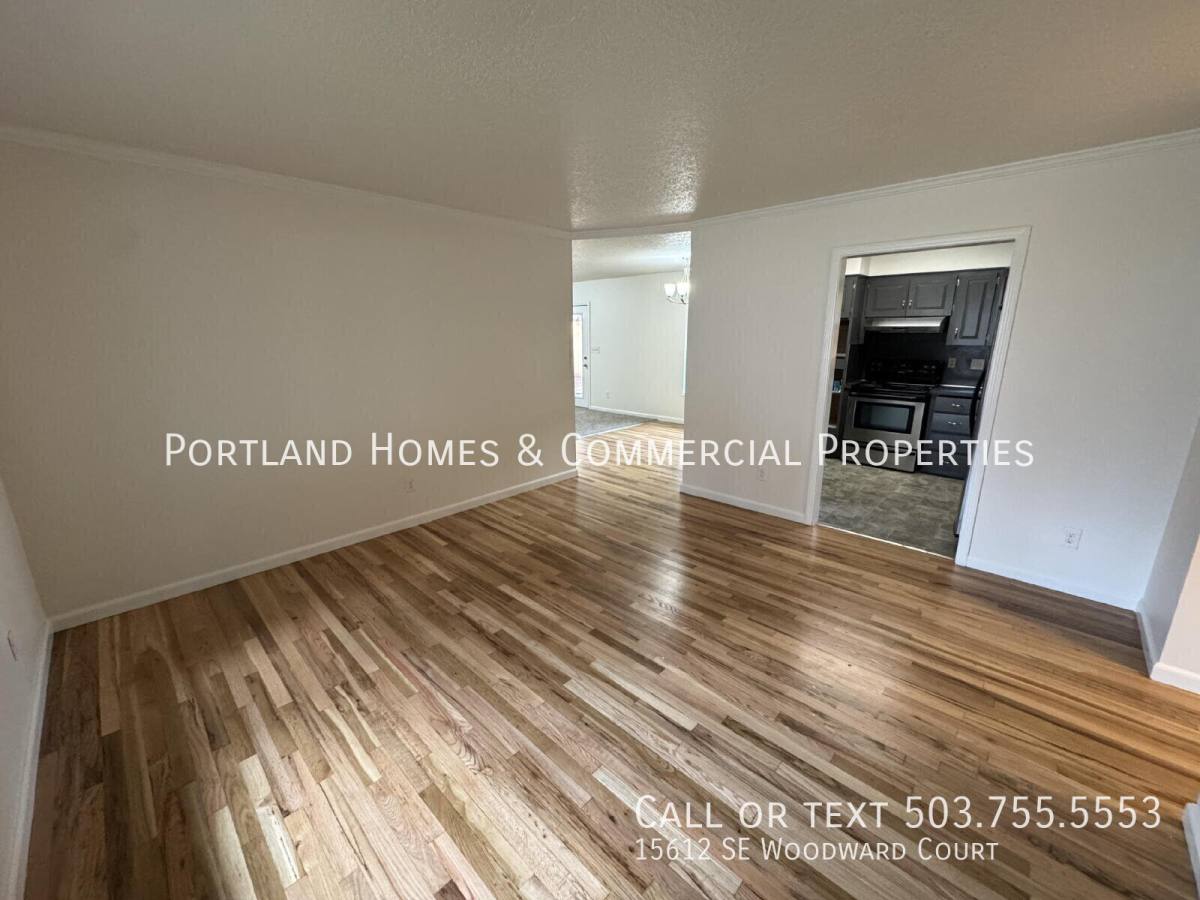 15612 SE Woodward Court, Portland, OR 97236 - House for Rent - Image 3