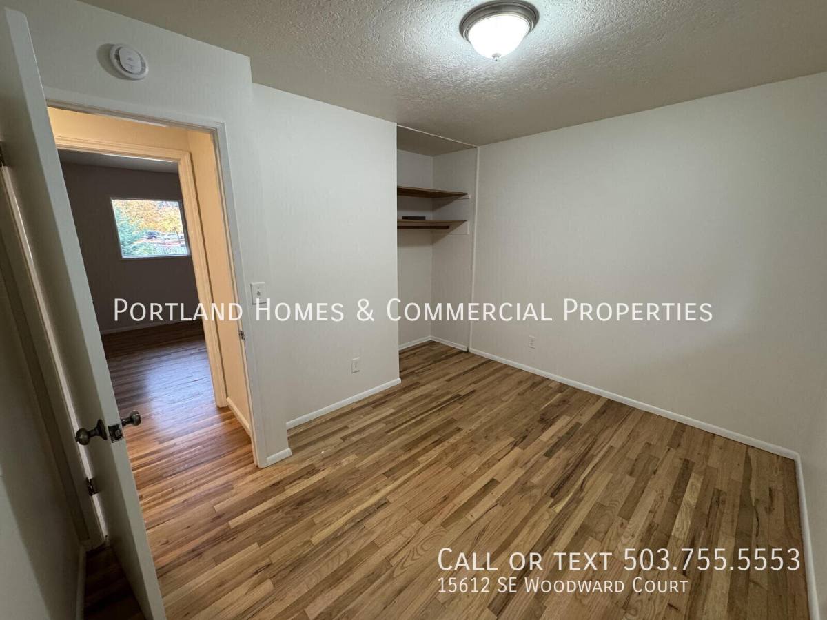 15612 SE Woodward Court, Portland, OR 97236 - House for Rent - Image 10
