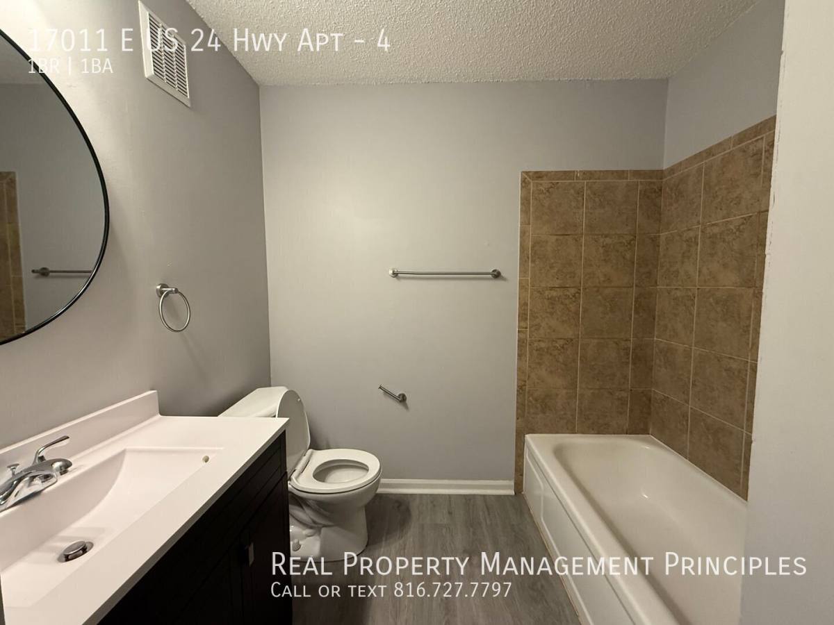 17011 E US-24 Highway #4, Independence, MO 64056 - Apartment for Rent - Image 8