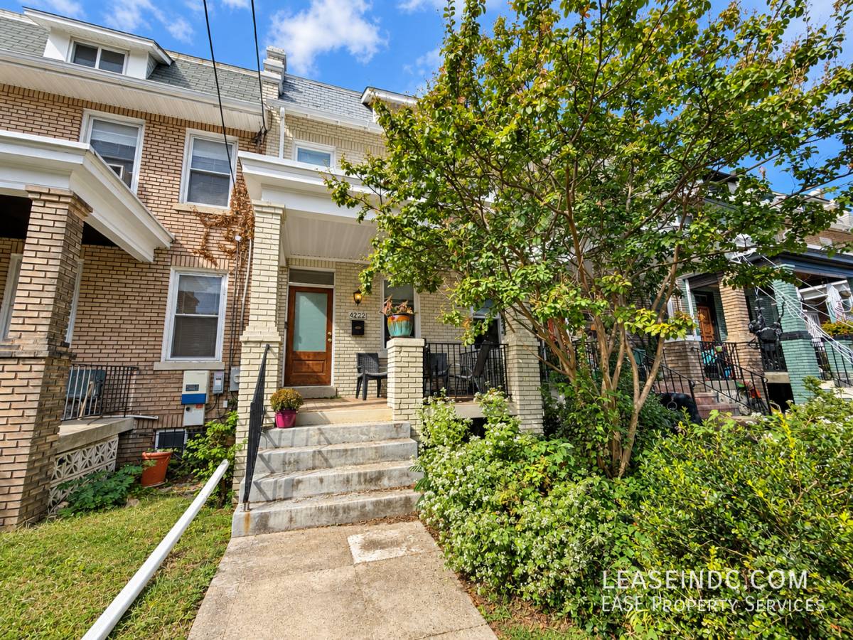 4222 4th St NW, Washington, DC 20011 - House for Rent