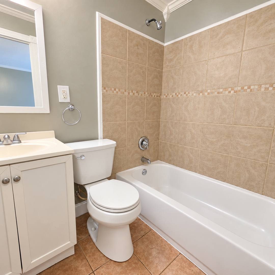 1504 Oakwood Ave #4, Huntsville, AL 35811 - Apartment for Rent - Image 6