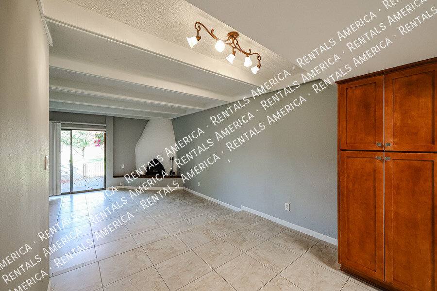3214 S El Camino Dr, Tempe, AZ 85282 - Townhouse for Rent - Image 4