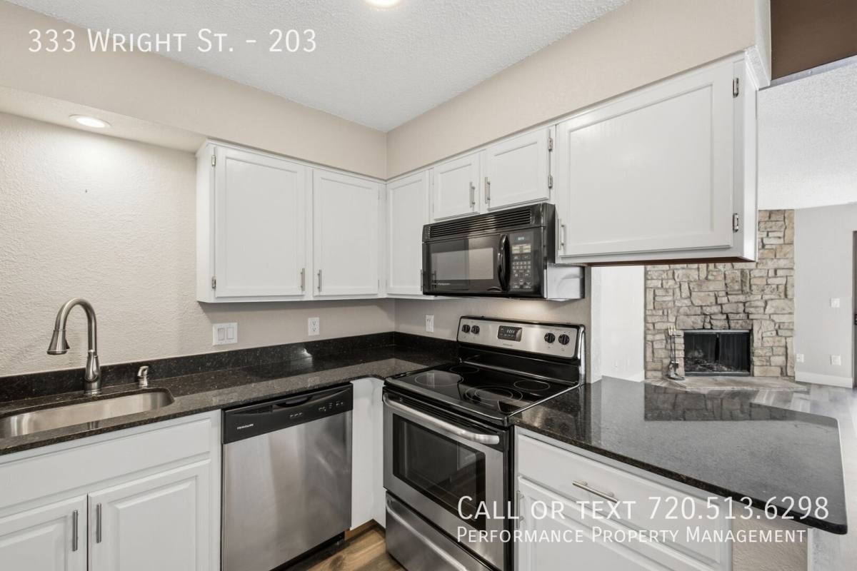 333 Wright St #203, Lakewood, CO 80228 - Condo for Rent - Image 2