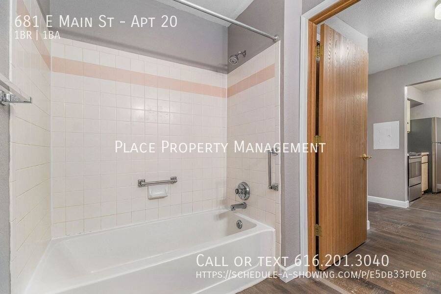 681 E Main St #20, Centreville, MI 49032 - Apartment for Rent - Image 10