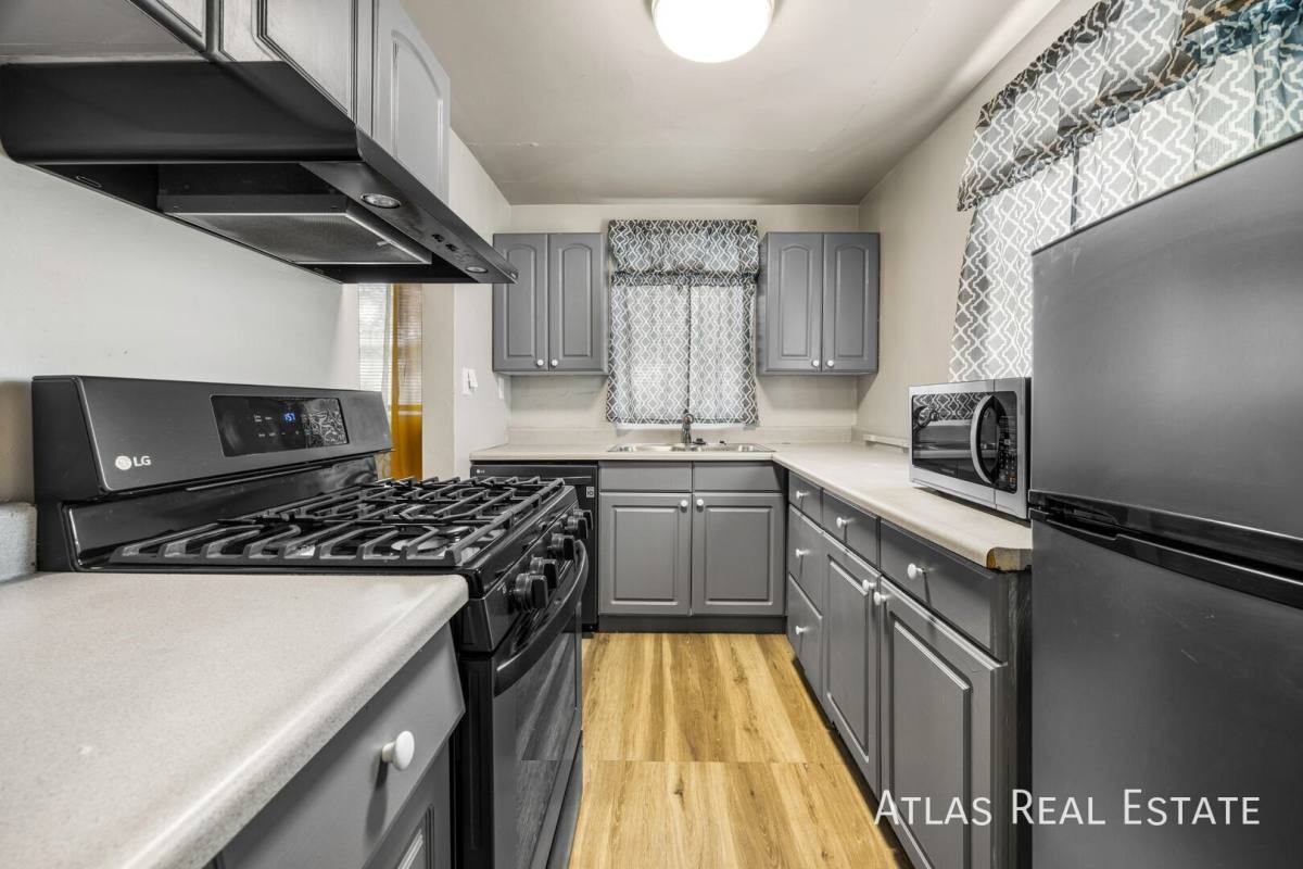 425 W Amherst Ave, Englewood, CO 80110 - House for Rent - Image 9