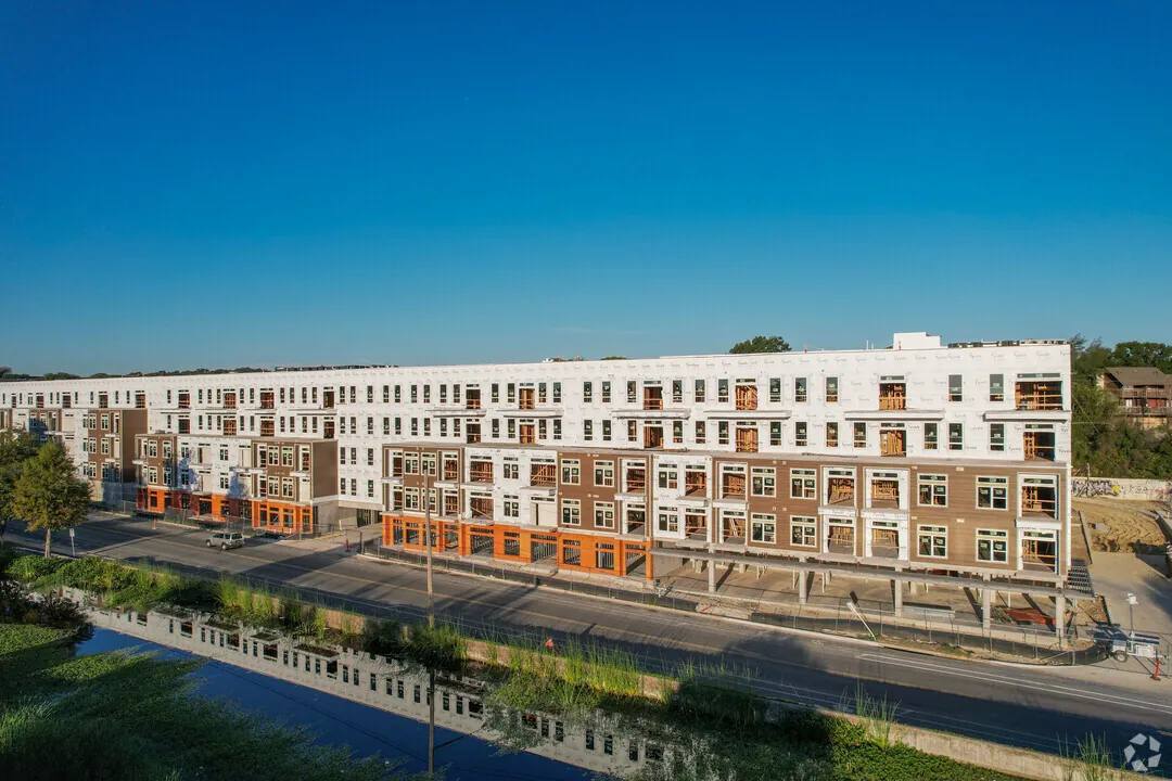 1700 Willow Creek Dr, Studio, Austin, TX 78741 - Apartment for Rent - Image 10