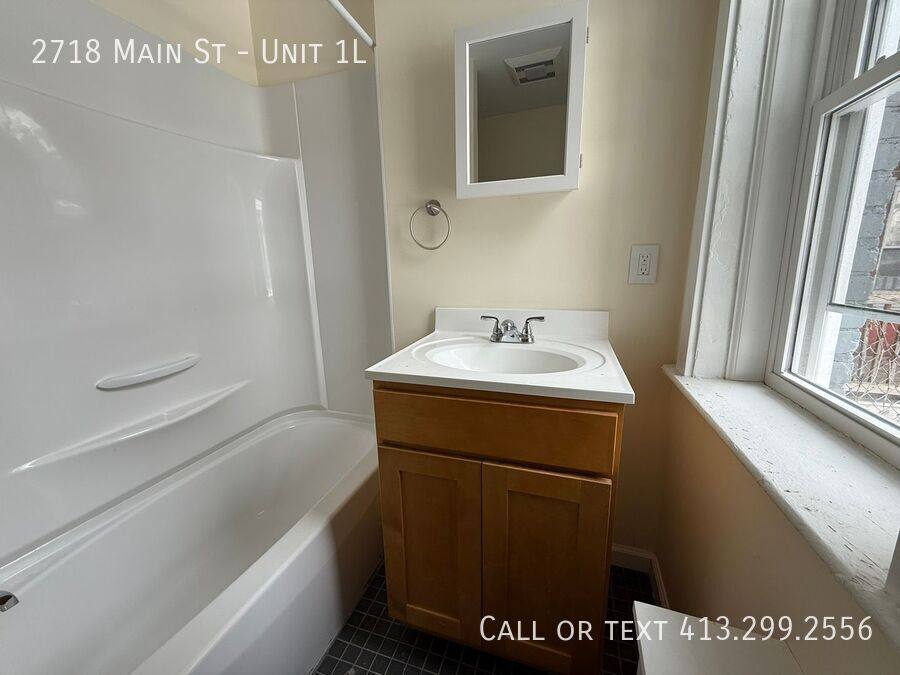 2718 Main St #1L, Springfield, MA 01107 - Apartment for Rent - Image 9