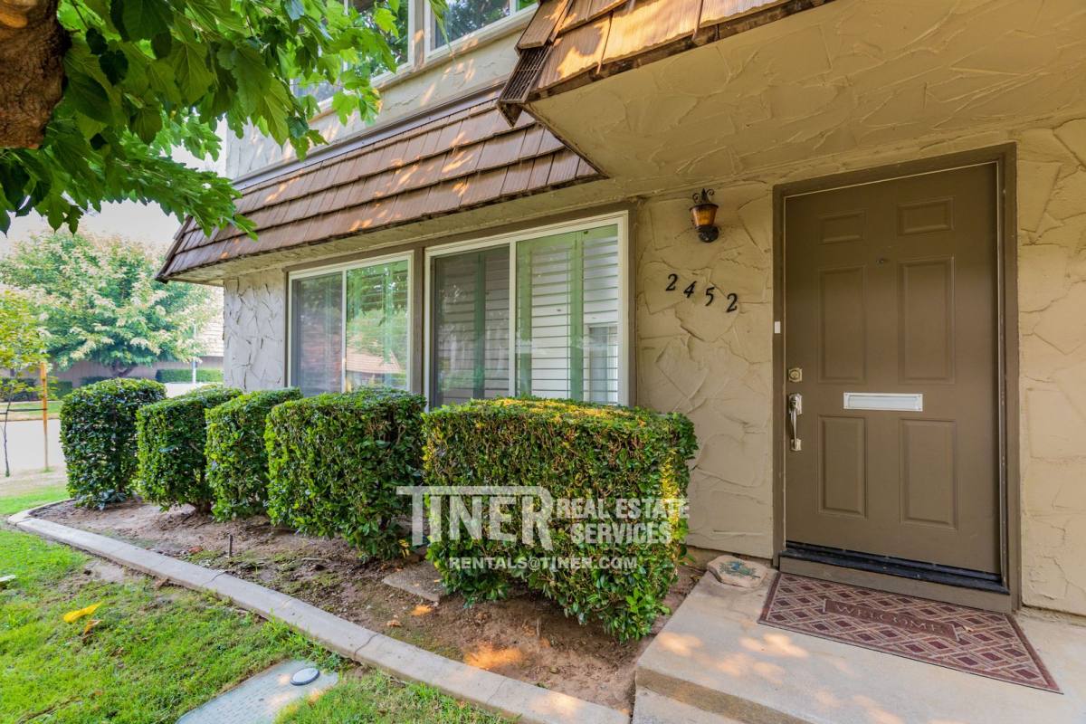 2452 Via Camino Ave, Carmichael, CA 95608 - Townhouse for Rent - Image 3