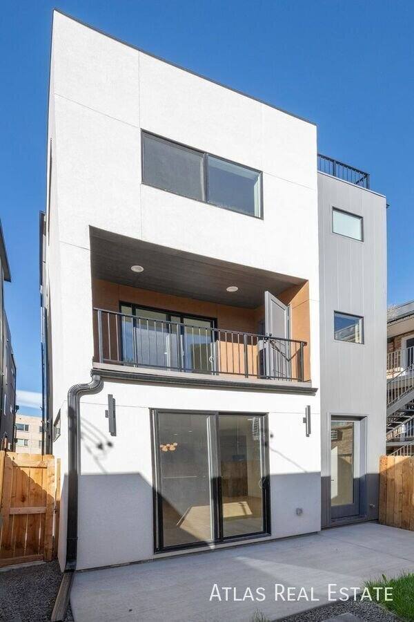 828 Cherry St #2, Denver, CO 80220 - Townhouse for Rent - Image 2