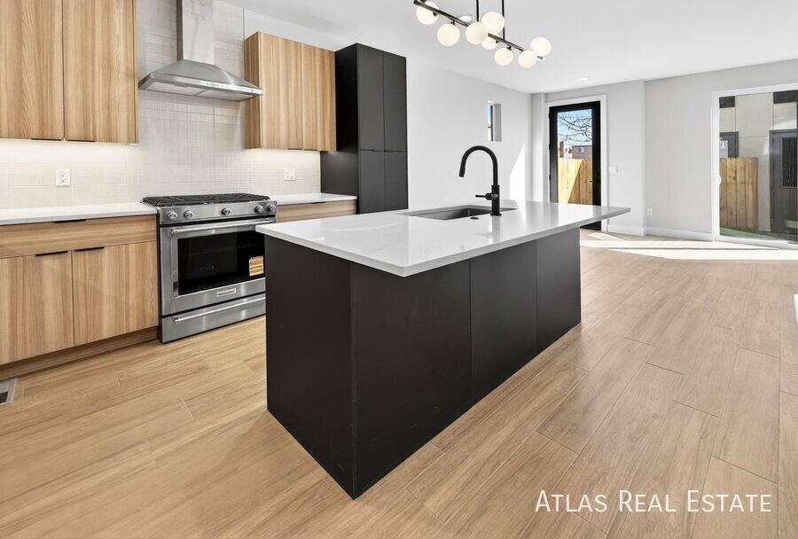 828 Cherry St #2, Denver, CO 80220 - Townhouse for Rent - Image 1
