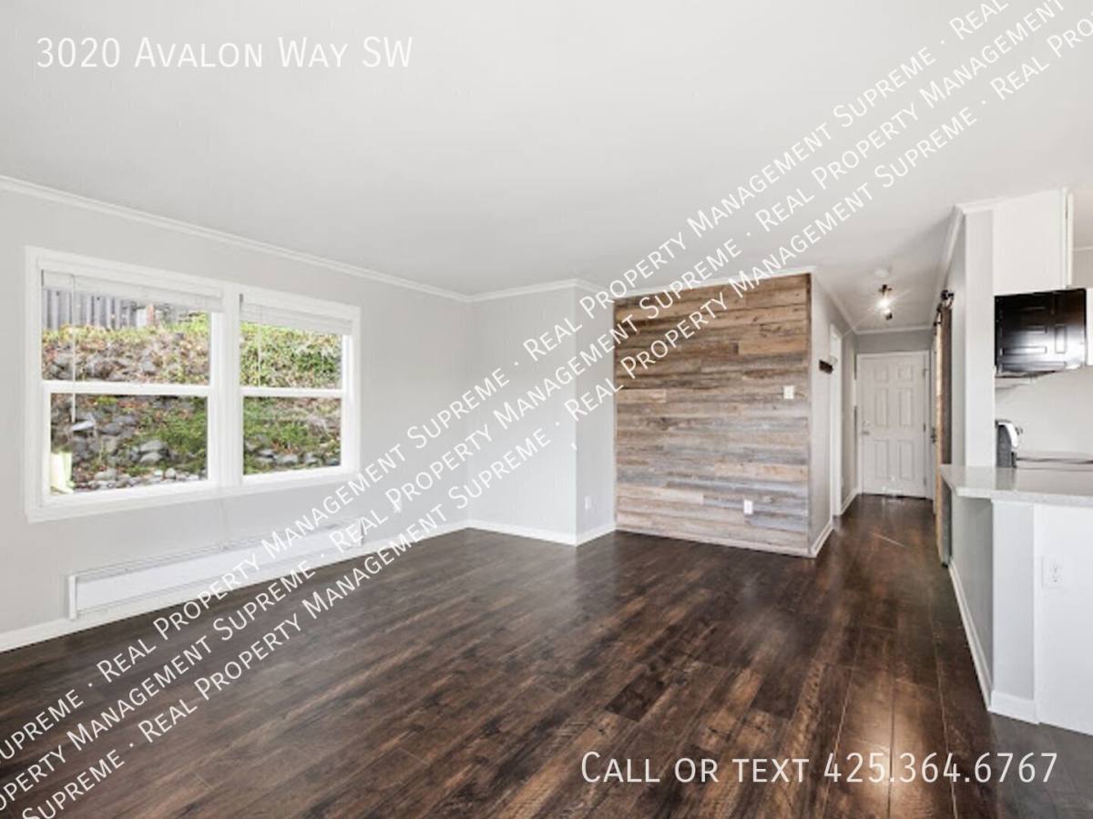 3020 Avalon Way SW, Seattle, WA 98126 - House for Rent - Image 3