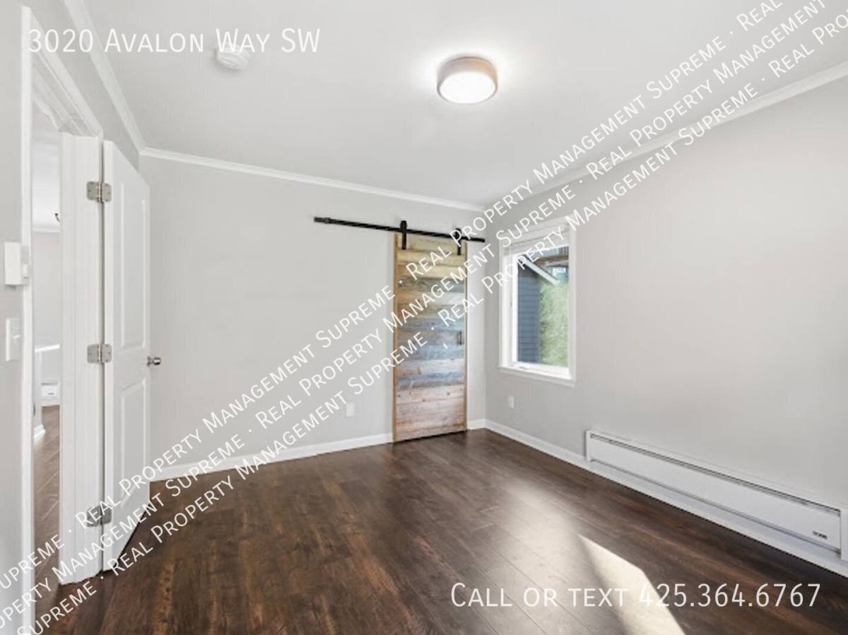 3020 Avalon Way SW, Seattle, WA 98126 - House for Rent - Image 8