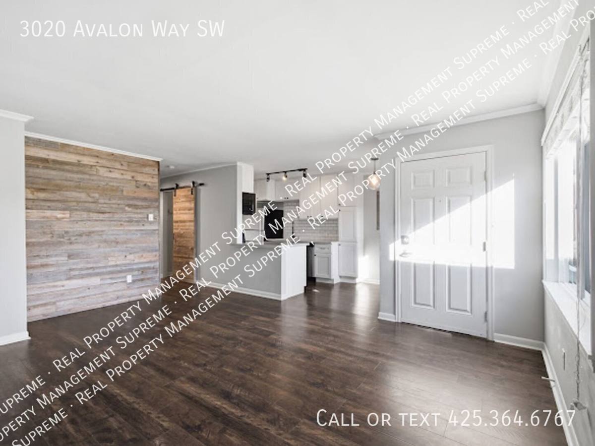 3020 Avalon Way SW, Seattle, WA 98126 - House for Rent - Image 4