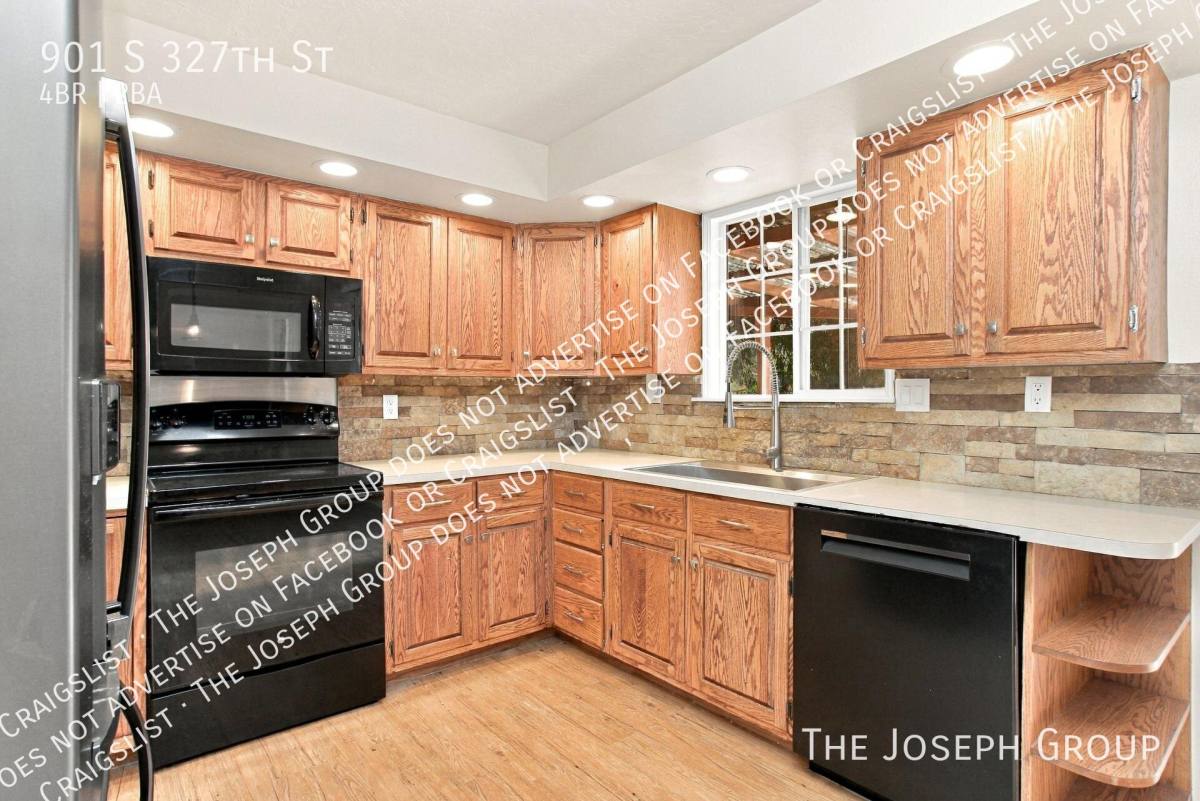 901 S 327th St, Federal Way, WA 98003 - House for Rent - Image 6