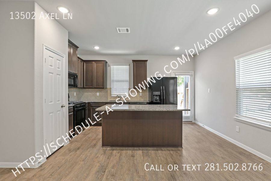 13502 Axel Lane, Houston, TX 77047 - House for Rent - Image 8