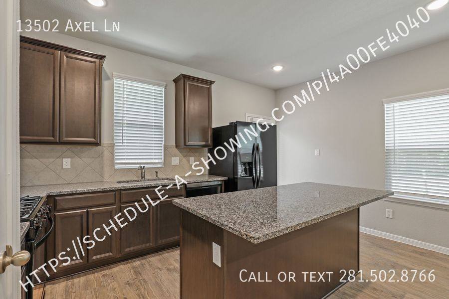 13502 Axel Lane, Houston, TX 77047 - House for Rent - Image 3
