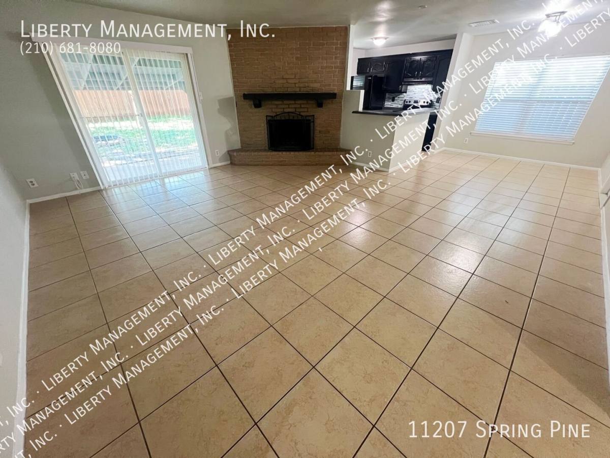 11207 Spring Pine, San Antonio, TX 78249 - House for Rent - Image 3