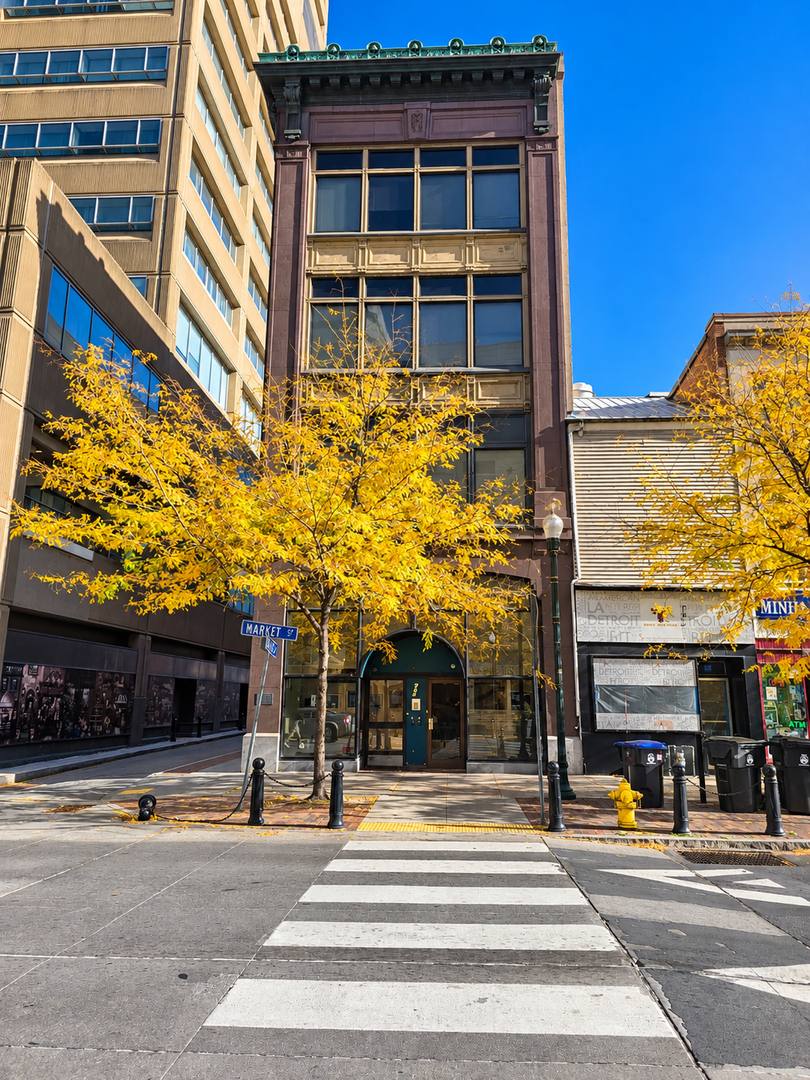319 Market St #303, Harrisburg, PA 17101 - Apartment for Rent - Image 1