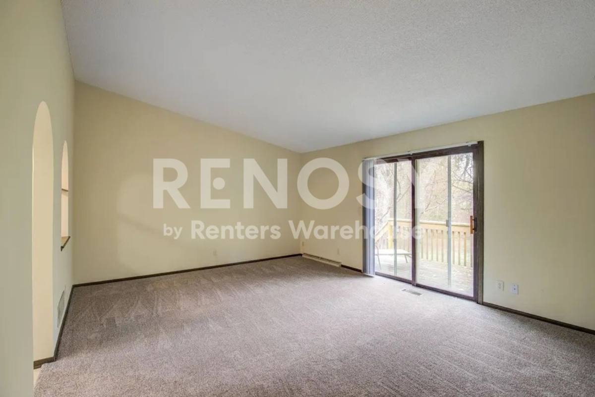 2280 26th Ave NW, St. Paul, MN 55112 - House for Rent - Image 3