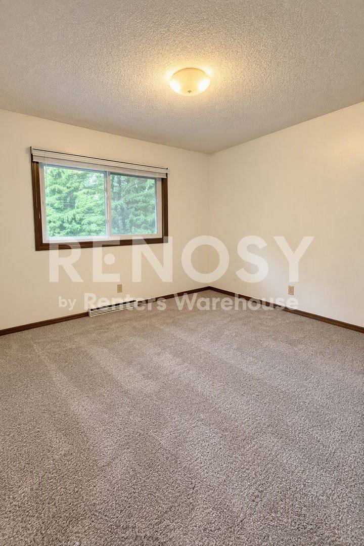 2280 26th Ave NW, St. Paul, MN 55112 - House for Rent - Image 6