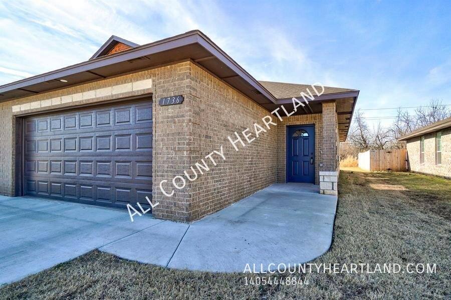 Apartment for rent at 1736 Eighty-Niner Terrace, El Reno, OK 73036