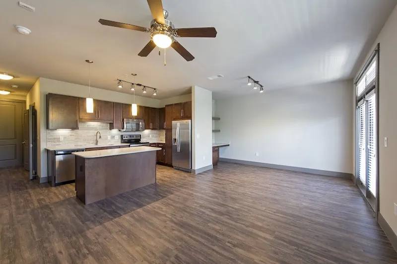 2910 Milam St, Houston, TX 77006 - Apartment for Rent - Image 4