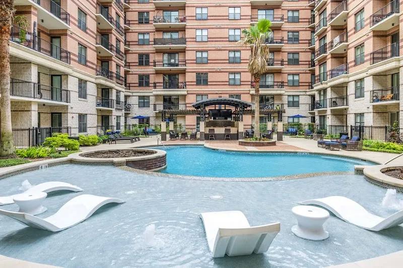 4200 Scotland St #A9D, Houston, TX 77007 - Apartment for Rent - Image 2