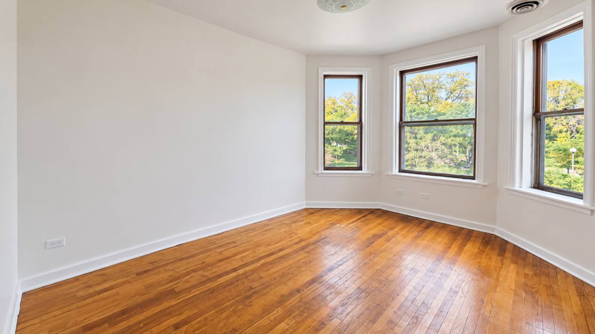 Apartment for rent at 3135 W Augusta #3W, Chicago, IL 60622