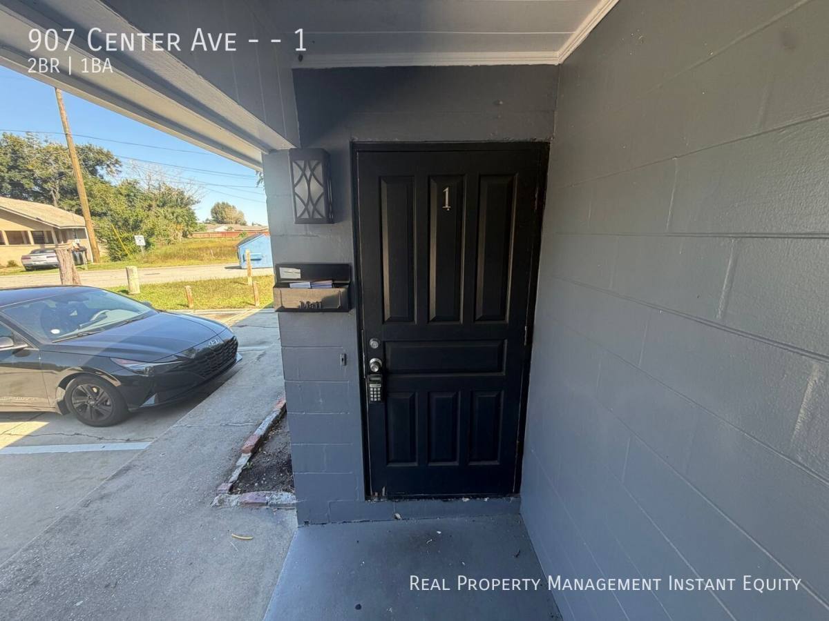 907 Center Ave #1, Haines City, FL 33844 - Apartment for Rent - Image 3