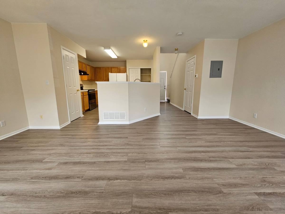 1255 S Zeno Circle #B, Aurora, CO 80017 - Townhouse for Rent - Image 8