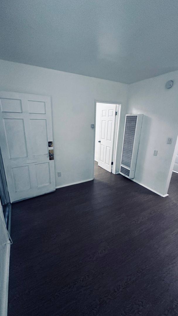 2015-2023 1 2 E, Los Angeles, CA 90033 - Apartment for Rent - Image 10