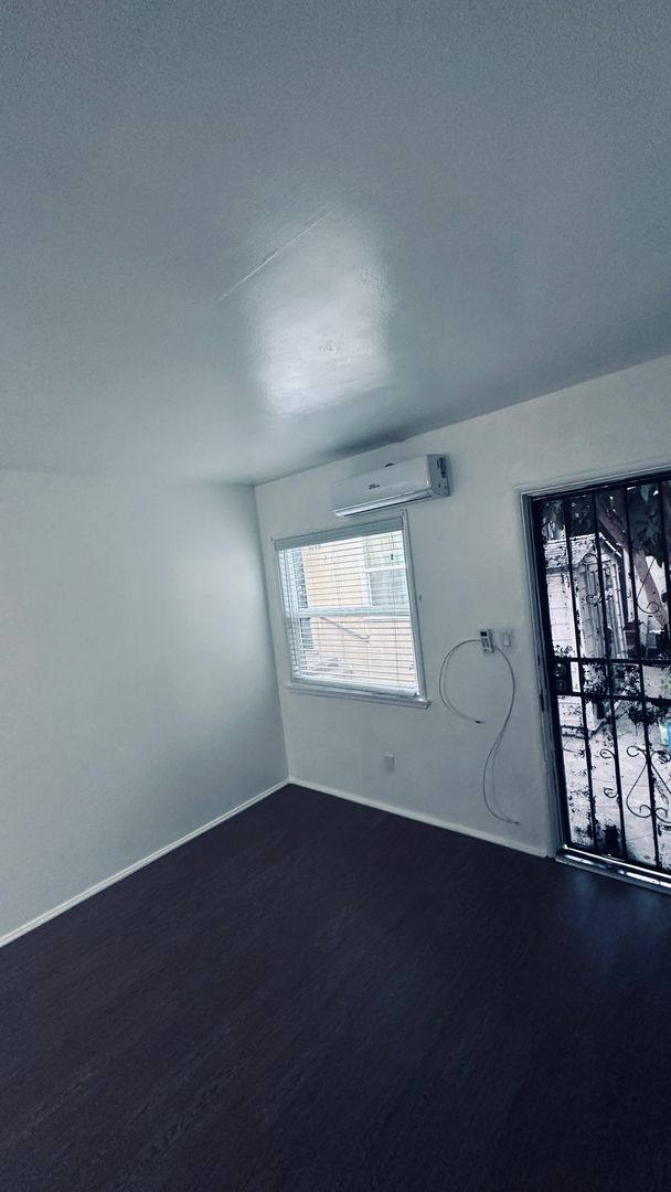 2015-2023 1 2 E, Los Angeles, CA 90033 - Apartment for Rent - Image 9