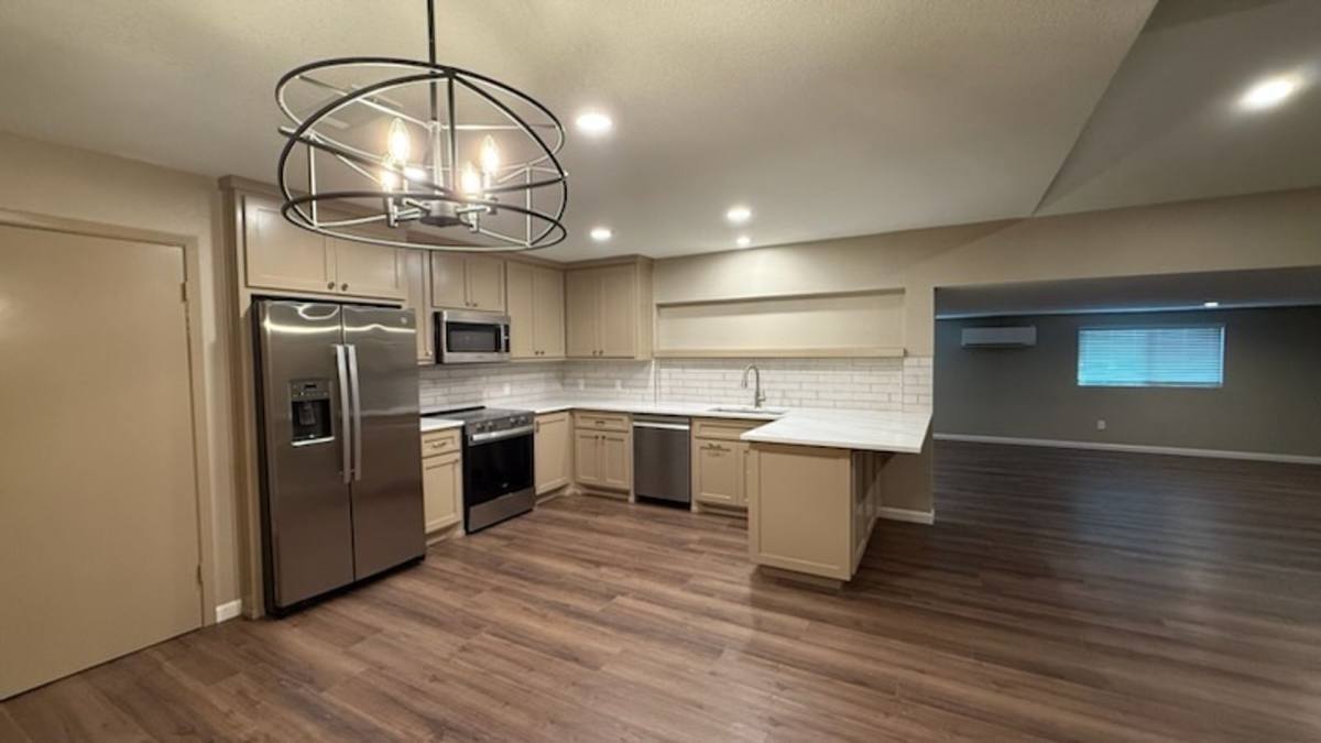 House for rent at 2701 Ivanhoe Lane, Arlington, TX 76016