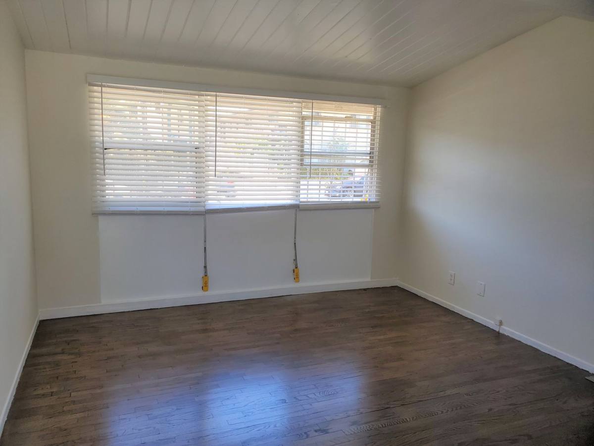 Apartment for rent at 714 N Market St, Inglewood, CA 90302