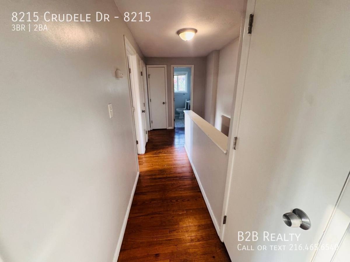 8215 Crudele Dr, Garfield Heights, OH 44125 - Apartment for Rent - Image 5
