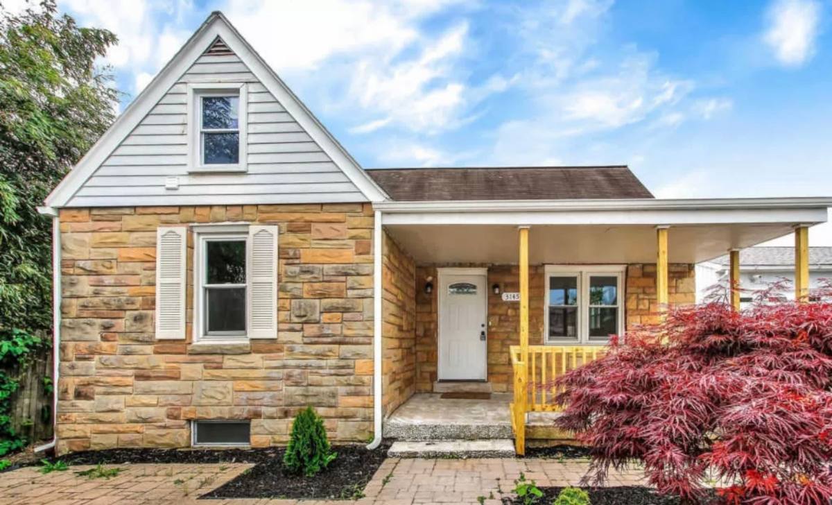 House for rent at 3145 Sycamore St, Harrisburg, PA 17111