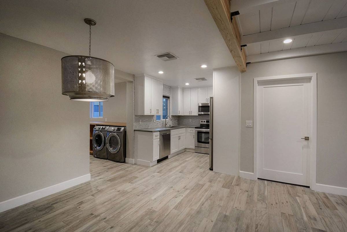 2434 E 9th St, Tucson, AZ 85719 - House for Rent - Image 8