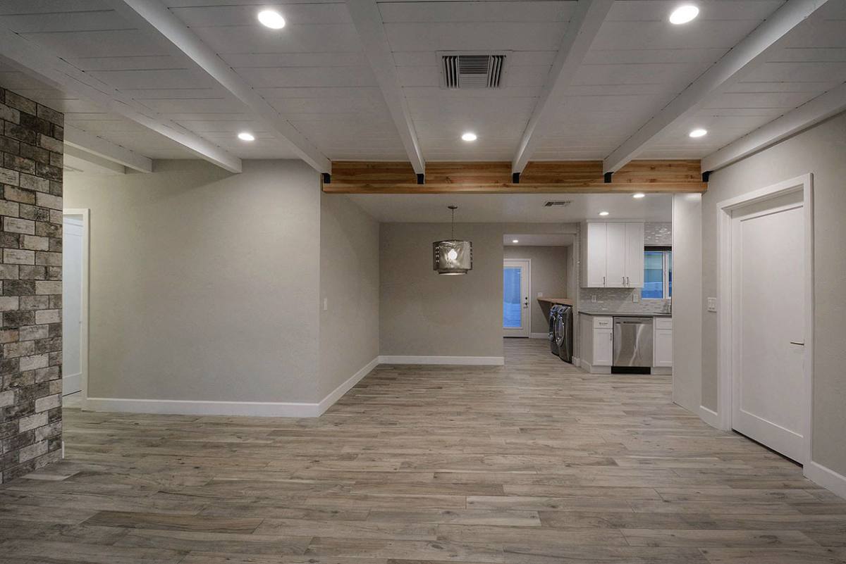 2434 E 9th St, Tucson, AZ 85719 - House for Rent - Image 9