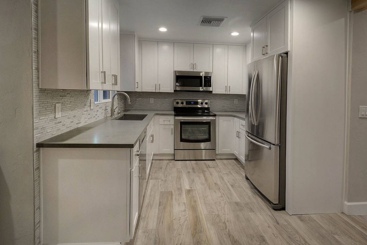 2434 E 9th St, Tucson, AZ 85719 - House for Rent - Image 3