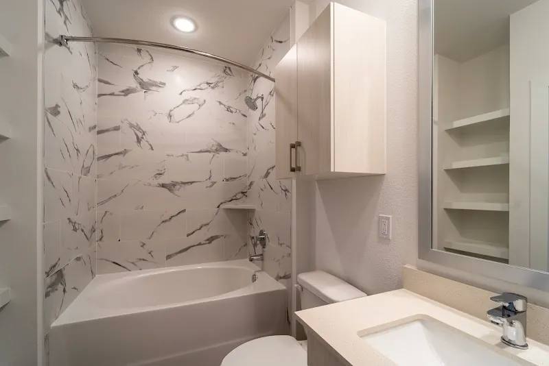 6324 N Lamar Blvd #A1, Austin, TX 78752 - Apartment for Rent - Image 4