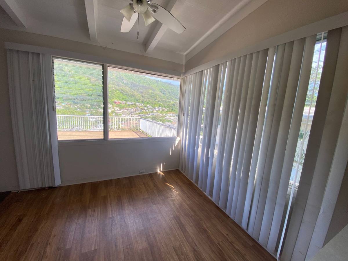 3525 Kumu St, Upstairs Unit, Honolulu, HI 96822 - House for Rent - Image 7